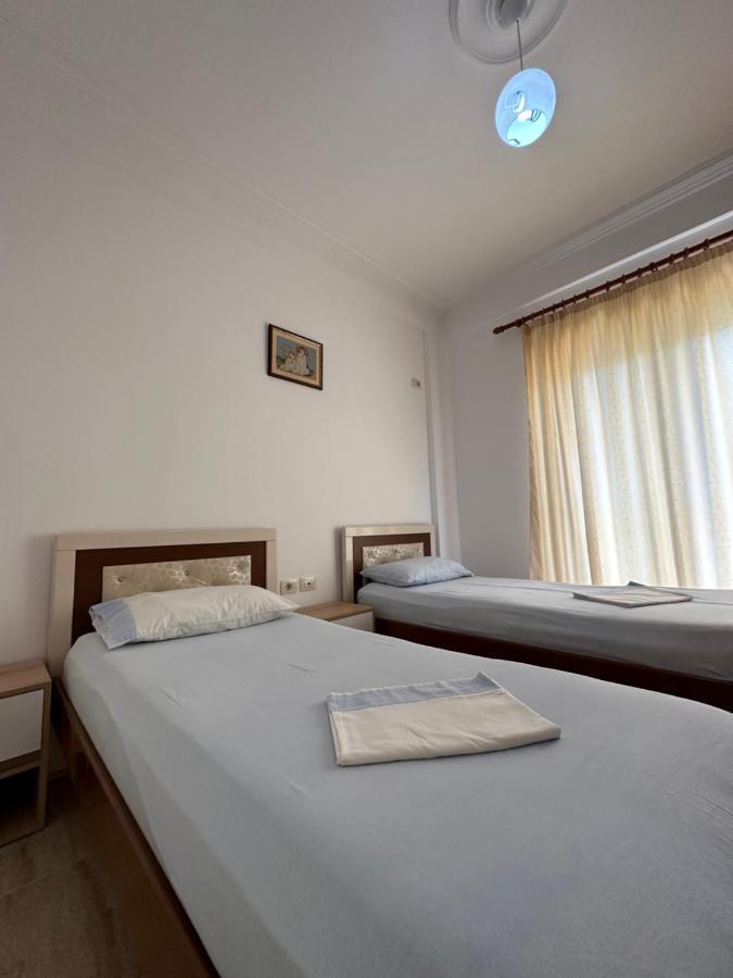 Sun And Sea Apartment Saranda Exterior photo